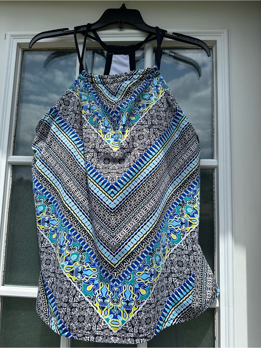Pairs of Halter swimming suite
Tops size Xl-1X